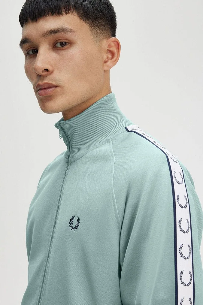 Олимпийка Fred Perry Taped Track Jacket